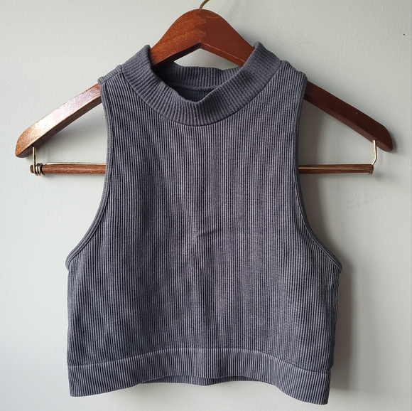 Ribbed Crop Halter Top Size Medium Aeropostale "Seriously Soft" - Picture 2 of 14